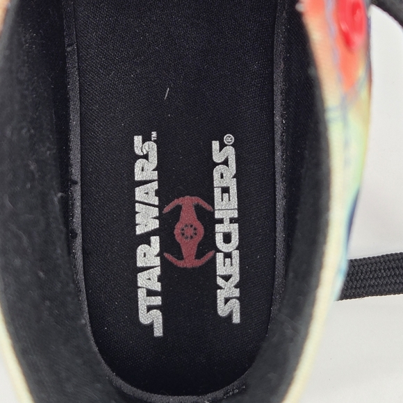 Darth Vader Star Wars High-Top Sneakers NWOT - Picture 5 of 10